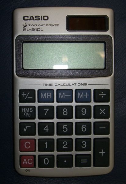 Casio Executive Card SL-81 - Calculatrice Solaire De Poche - Pour Pièces/collection